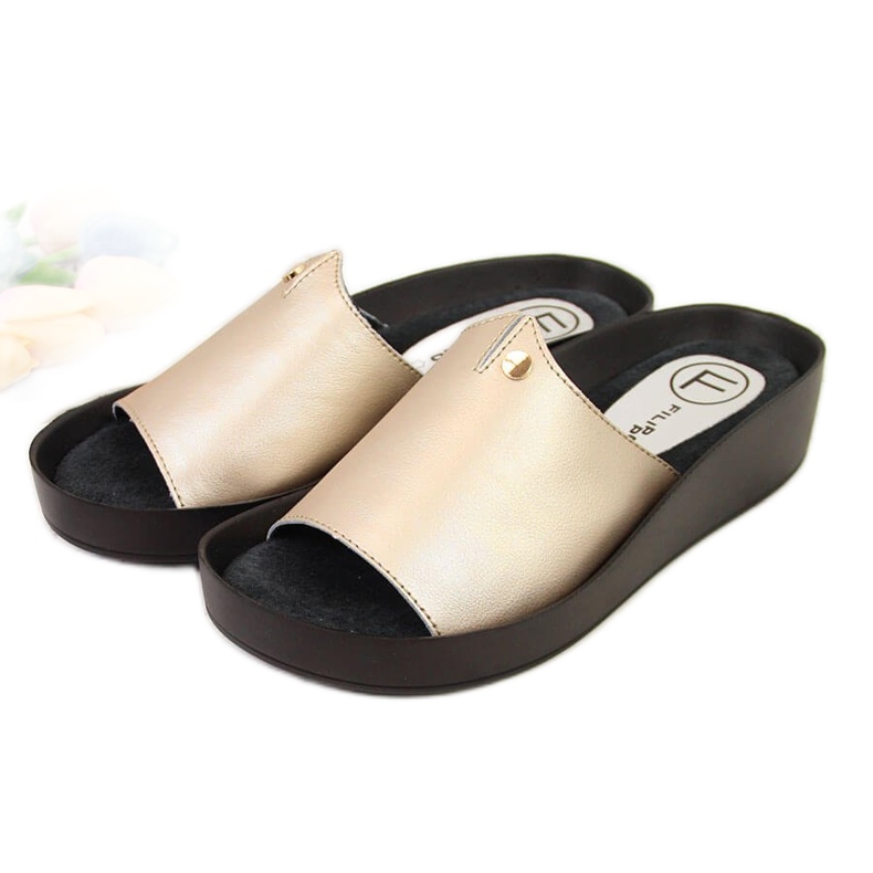 Goldene Plateau-Lederpantoffeln für Damen Filippo