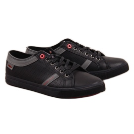 Niedrige Herren-Sneaker aus Öko-Leder in Schwarz Cross Jeans II1R4004C