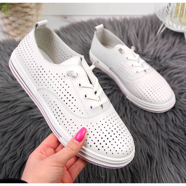 Weiße durchbrochene Lederschuhe für Damen Vinceza