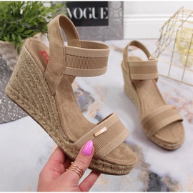 Sandalen Espadrilles auf einem beigen Keil Big Star JJ274978