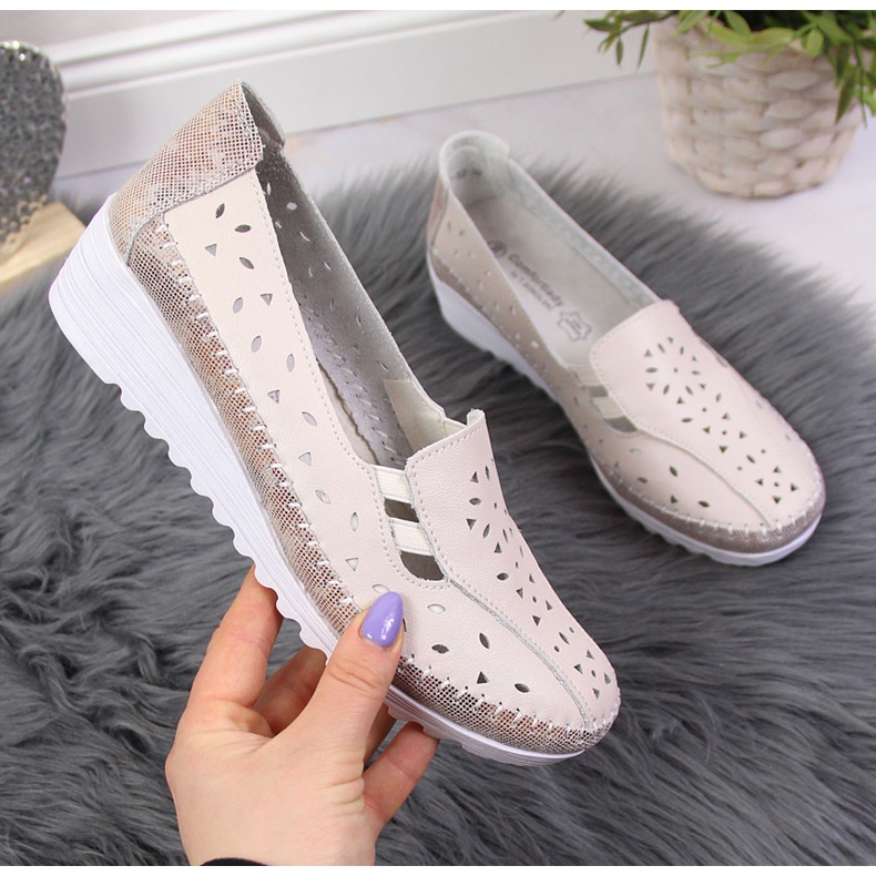 Bequeme Damenschuhe aus Leder, beige T.Sokolski