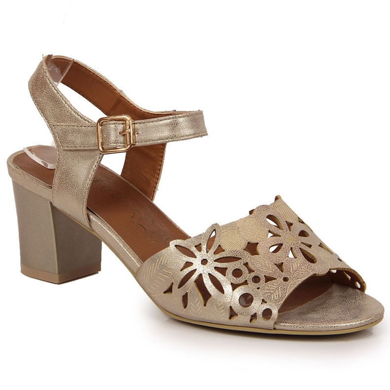 Damensandalen auf dem Goldpfosten Jezzi golden