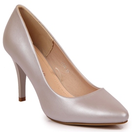 Pumps auf einem silbernen Perlmutt Sergio Leone Absatz