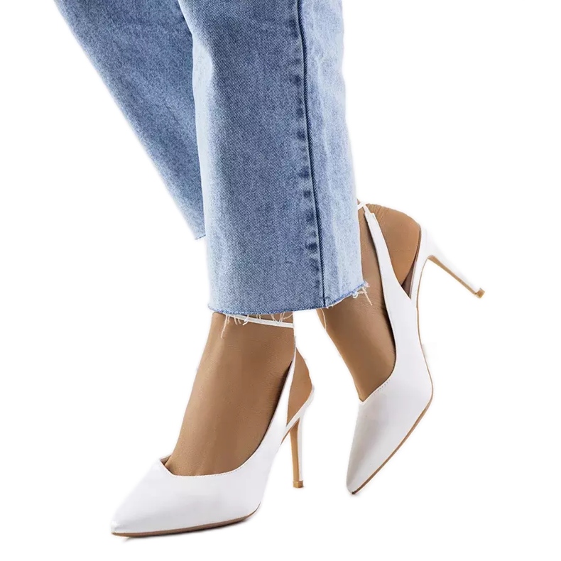 Beige Pumps mit Anneli-Bindung