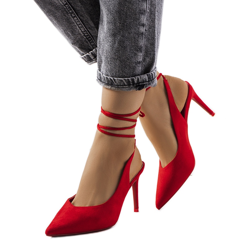 Rote High Heels mit Hakols Absatz