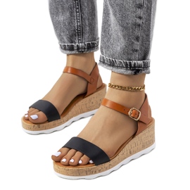 Schwarze Sandalen mit Keilabsatz von Taylah braun