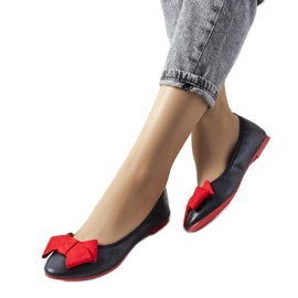 Schwarze Ballerinas mit Kasslin-Schleife