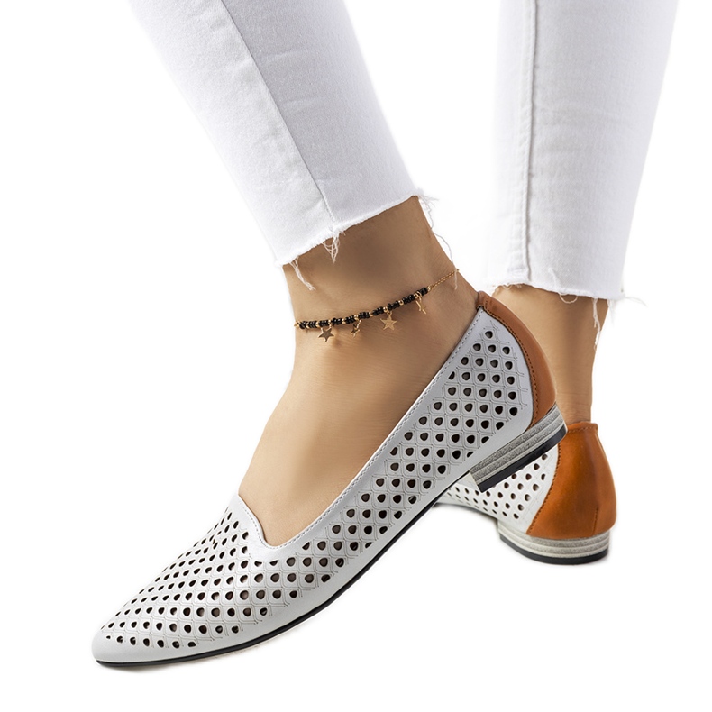 Graue, durchbrochene Ballerinas von Jarrett