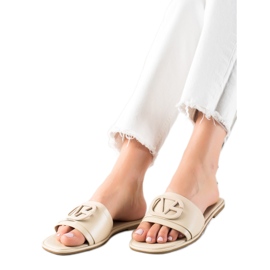 TRENDI Beige Hausschuhe