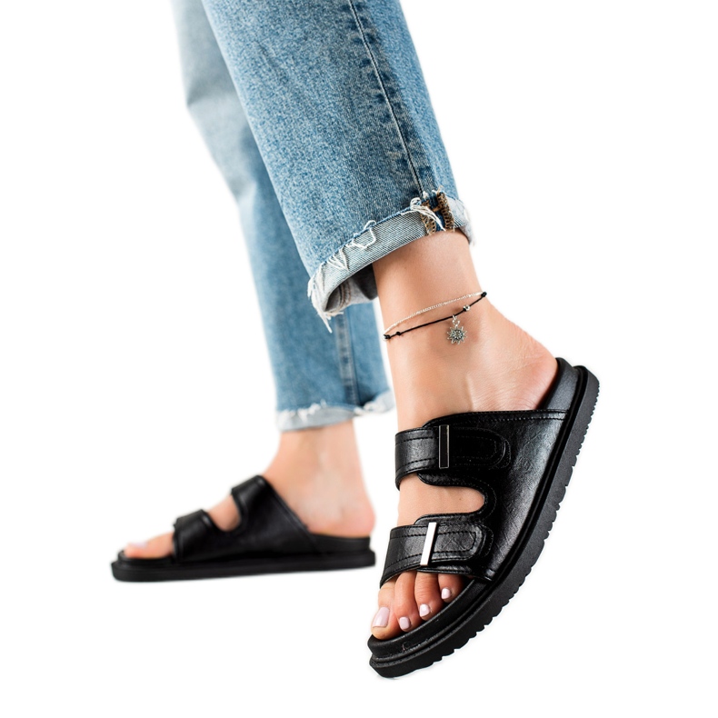 J. Star Lässige Flip-Flops mit Klettverschluss schwarz