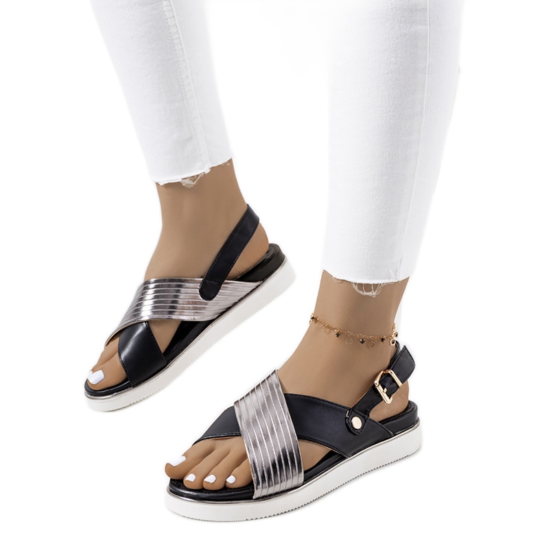 Schwarze Sandalen mit metallischem Myrte-Einsatz silber-