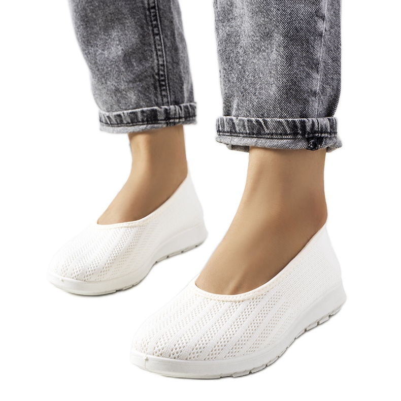 Beigefarbene Meeri-Turnschuhe