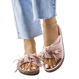 Laderies rosafarbene Hausschuhe mit Fransen