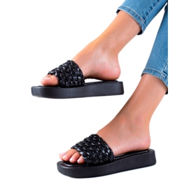 Mannika Hausschuhe auf der Plattform schwarz