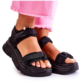 PE1 Damensandalen auf der schwarzen Terrina-Plattform