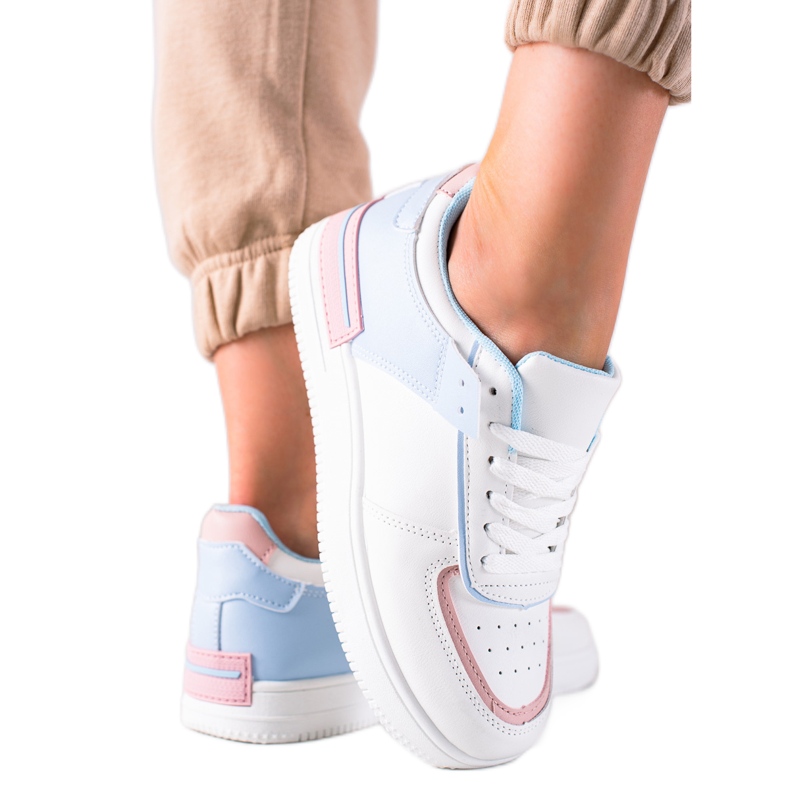 Mannika Modische Turnschuhe weiß