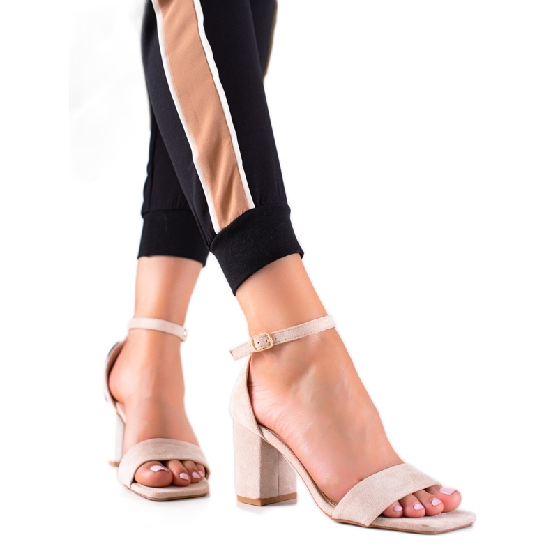 Seastar Klassische Sandalen an einer Bar beige