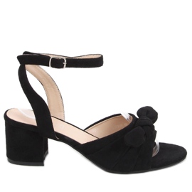 Giselle Schwarze Sandaletten