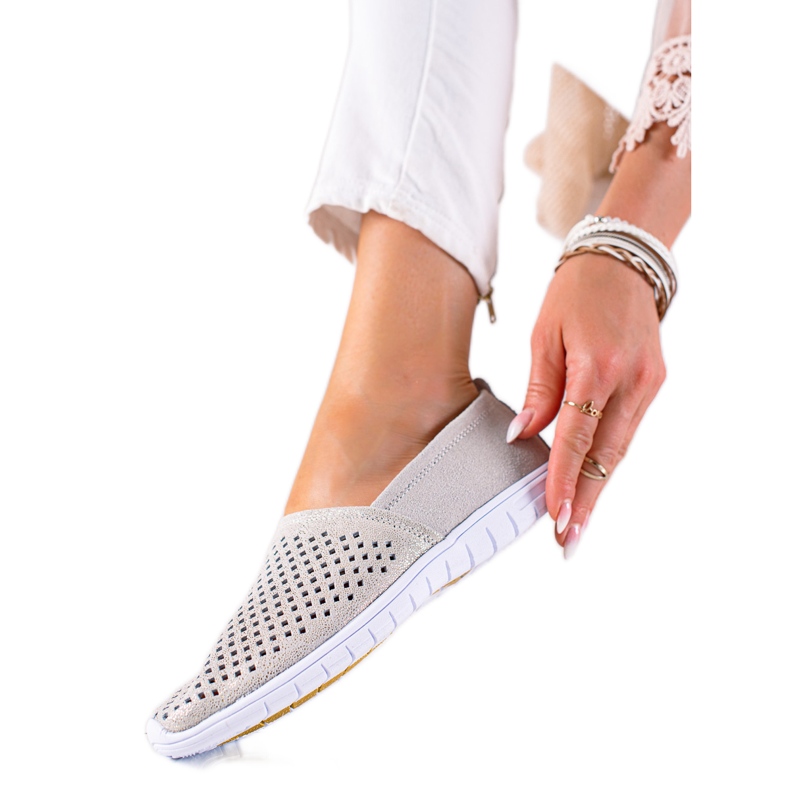 DK Durchbrochene Lederslipper grau