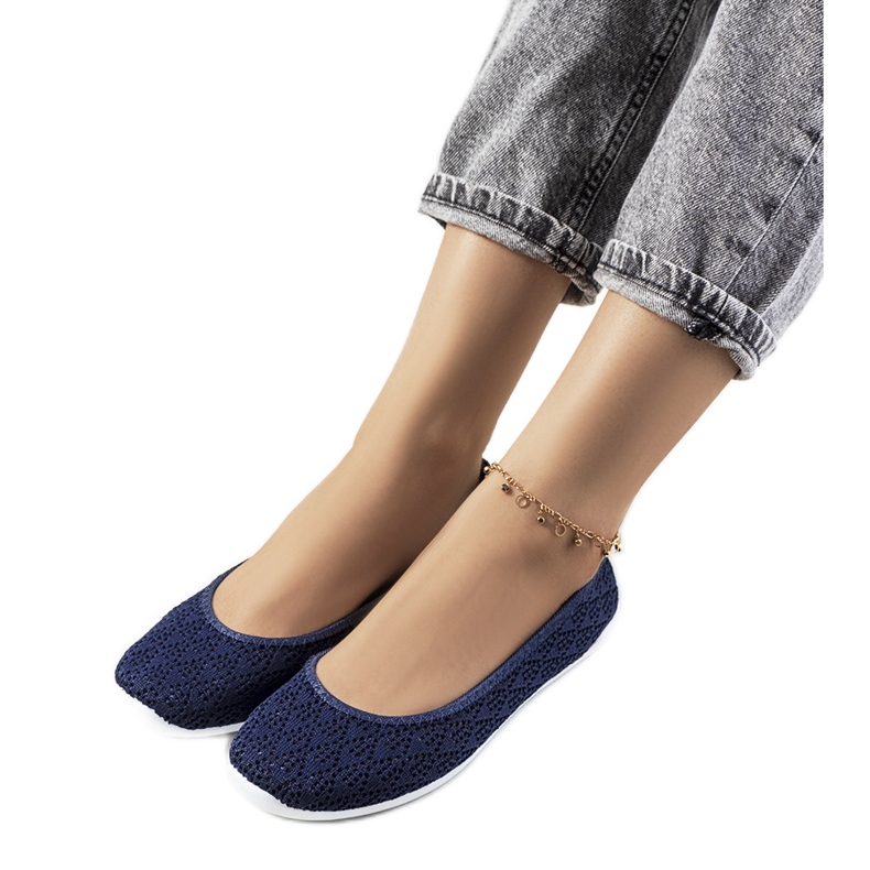 Marineblaue, durchbrochene Ballerinas von Holmen