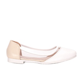 Weiße halbtransparente Kinderballerinas von Juva beige