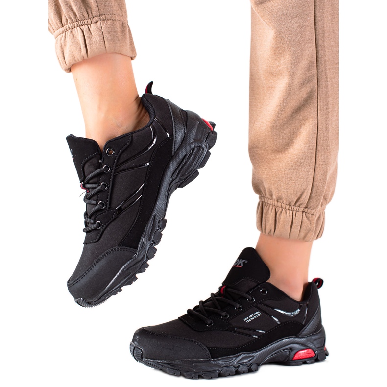 DK Bequeme Trekkingschuhe schwarz