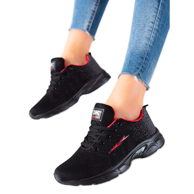 Leichte DK Sportschuhe schwarz