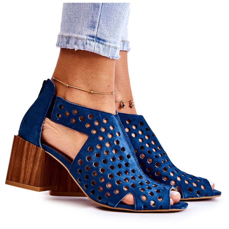 Durchbrochene Stiefel auf einem Pfosten Maciejka 04593-17 Marineblau navy blau