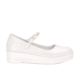 Weiße Ballerinas für Kinder von Kuiper