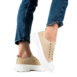 SHELOVET Beige Sneakers auf der Plattform