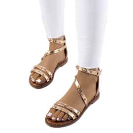 Krolt rosa Nietensandalen