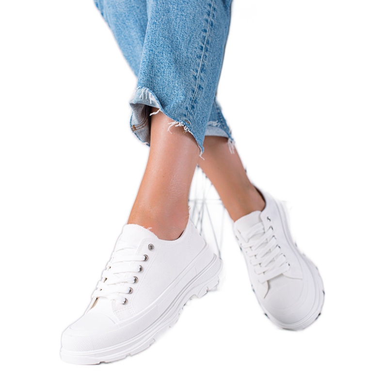 SHELOVET Weiße Turnschuhe auf der Plattform