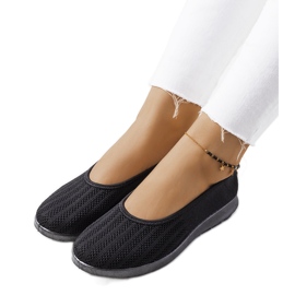 Schwarze Turnschuhe von Meeri