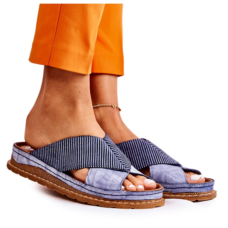 Profilhausschuhe aus Leder Maciejka 04986-17 Blau