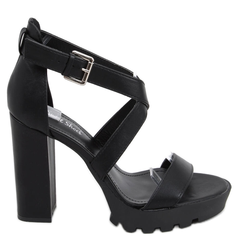 Sandalen auf der Spencer Black-Plattform schwarz