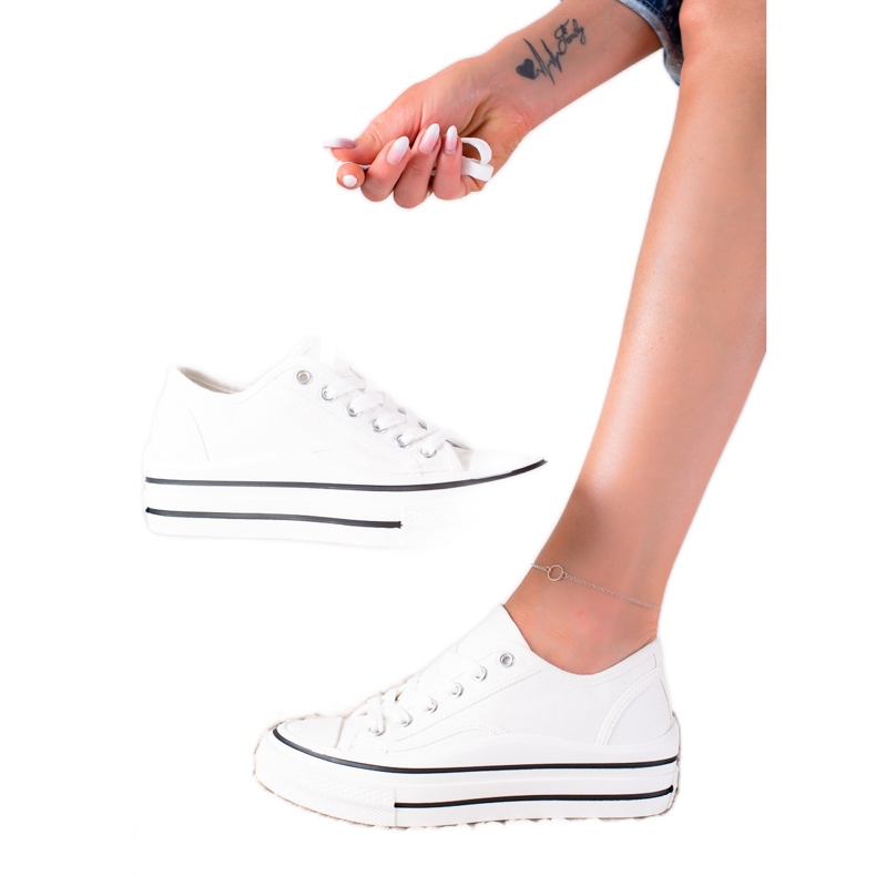 SHELOVET Turnschuhe auf der Plattform weiß