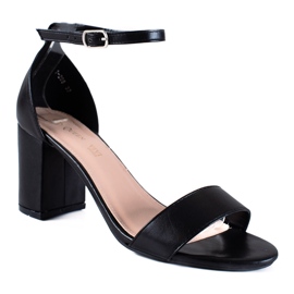 SHELOVET Klassische Sandalen an einer Bar schwarz