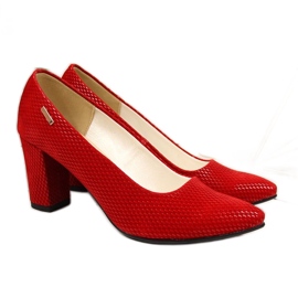 Pumps auf der Post rot Monique