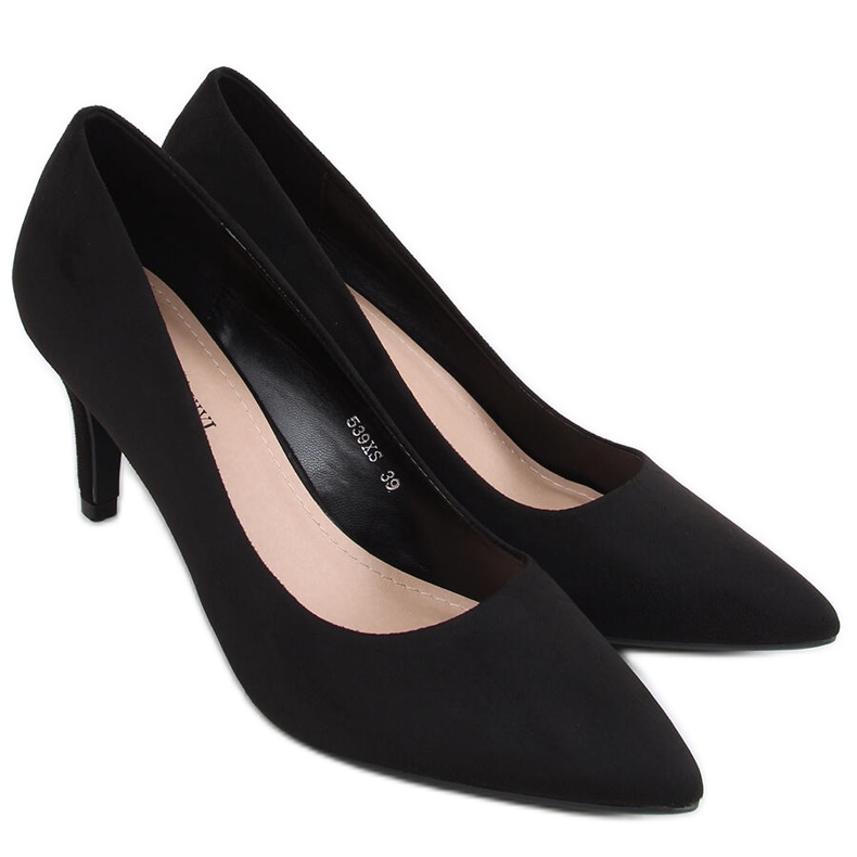 Pumps auf einem Susan Black Stiletto-Absatz schwarz