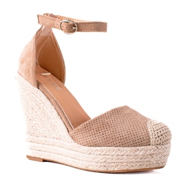 SHELOVET Espadrilles auf Keilsandalen beige