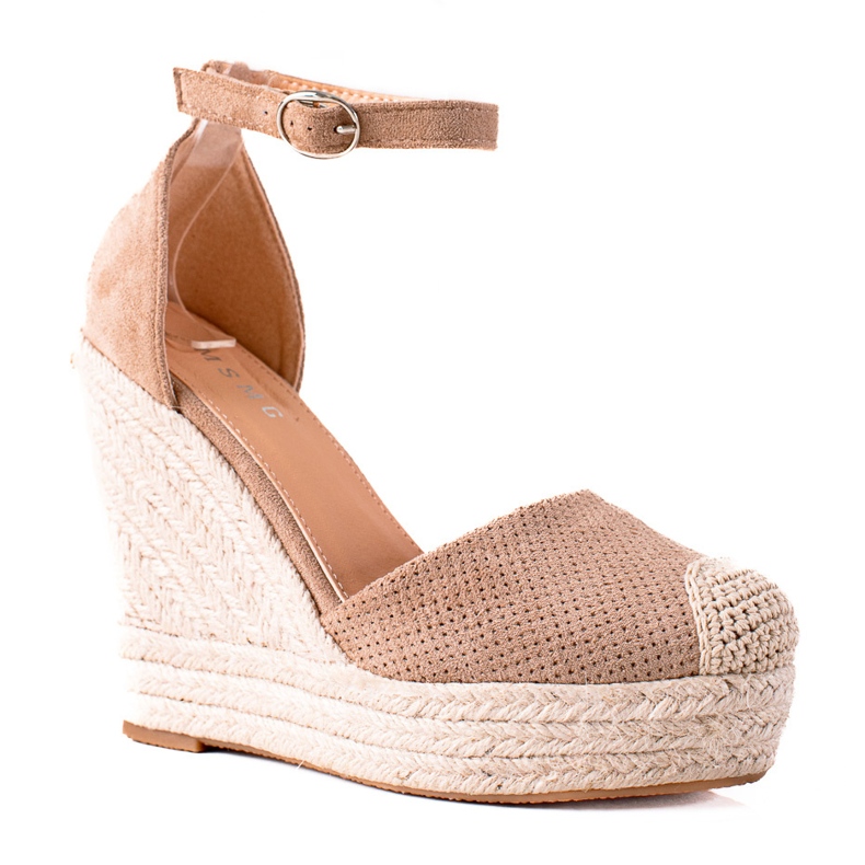 SHELOVET Espadrilles auf Keilsandalen beige