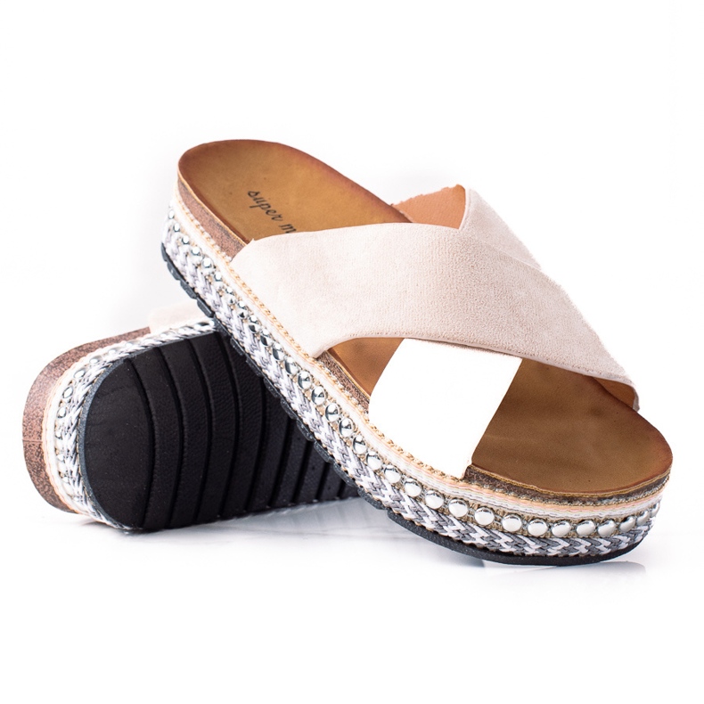 SHELOVET Modische Hausschuhe auf der Plattform beige