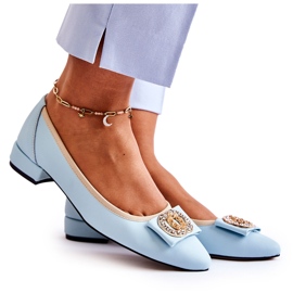 Ballerinas aus Leder mit blauem Joliet-Ornament