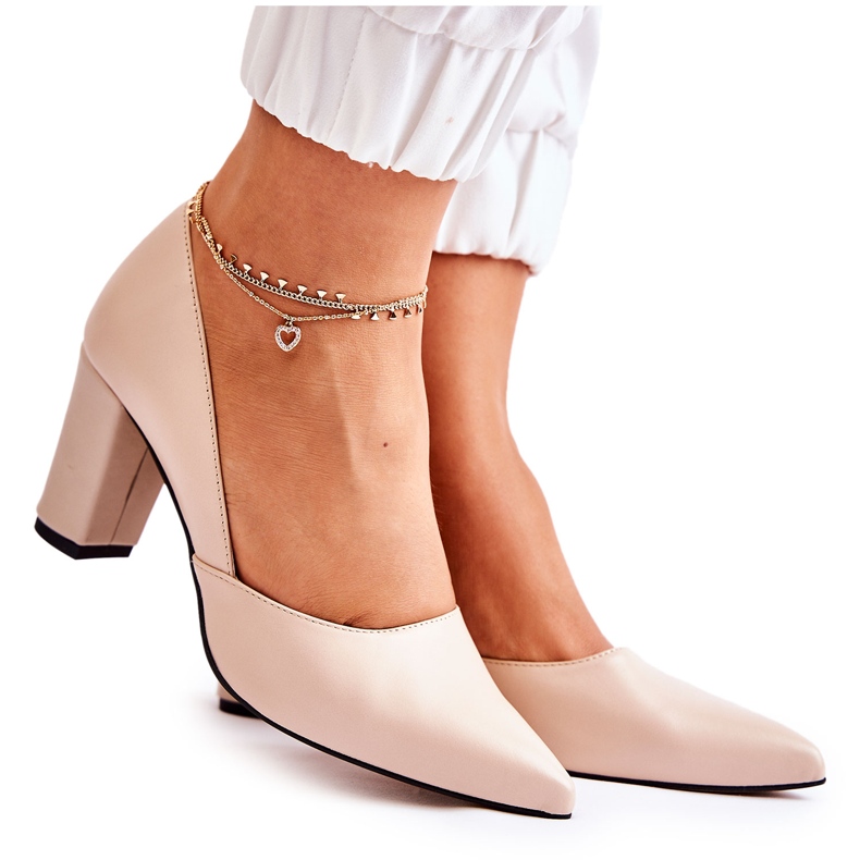 PA2 Modische Lederpumps On A Bar Beige Emotion