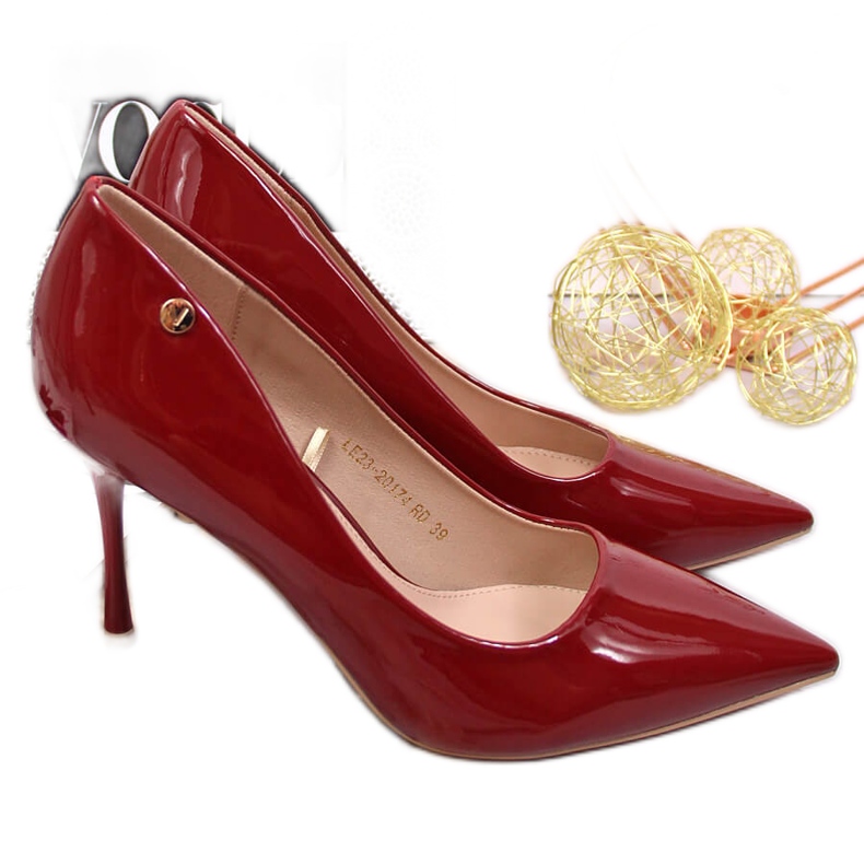 Pumps Stilettos lackiert rot Vinceza