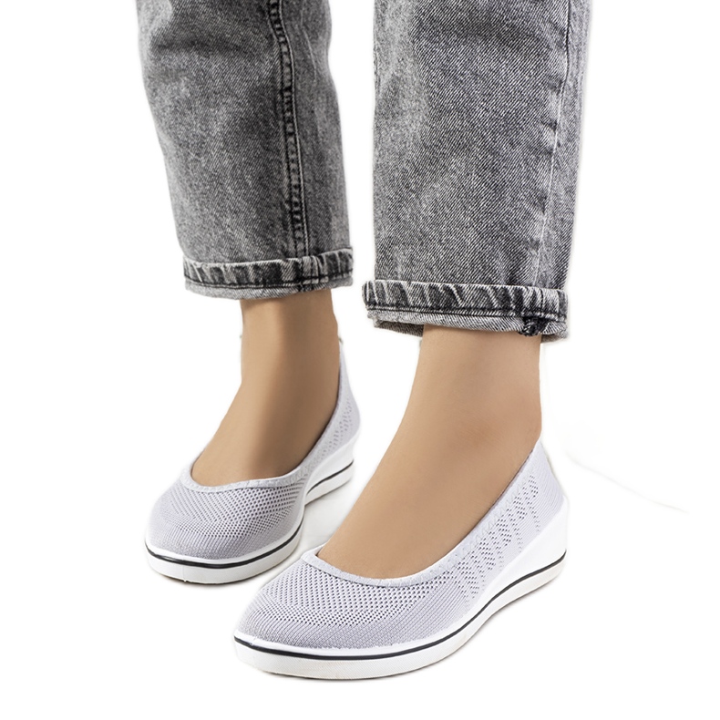 Graue Sneaker mit Keilabsatz von Loane