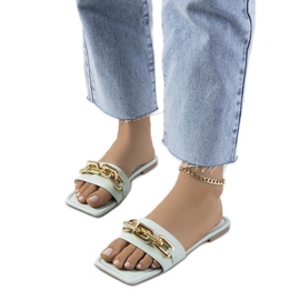 Grüne elegante Hausschuhe mit einer Cherell-Kette