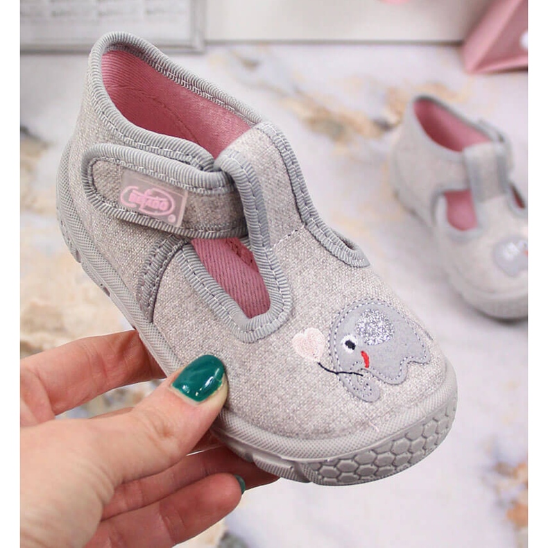 Mädchenhausschuhe mit Klettverschluss grauer Befado mit Elefant