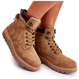 Lederstiefeletten auf der braunen Ressa-Plattform