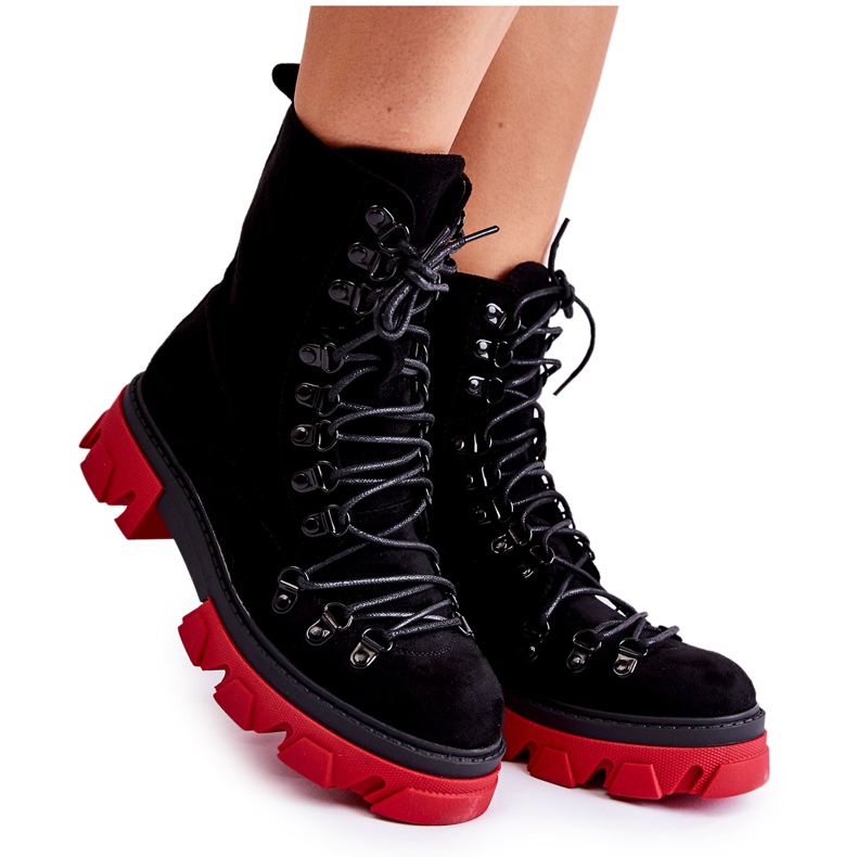 Warme Wildleder-Arbeiterstiefel in Schwarz und Rot von Pierro